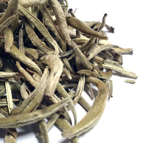 Guangxi White Bud Silver Needle - Strieborné ihličky, sypaný biely čaj 50 g